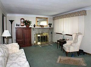 4th image of 1661 Pembroke Dr