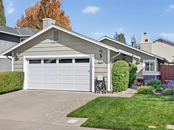 2229 Delucchi Dr, Pleasanton, CA 94588