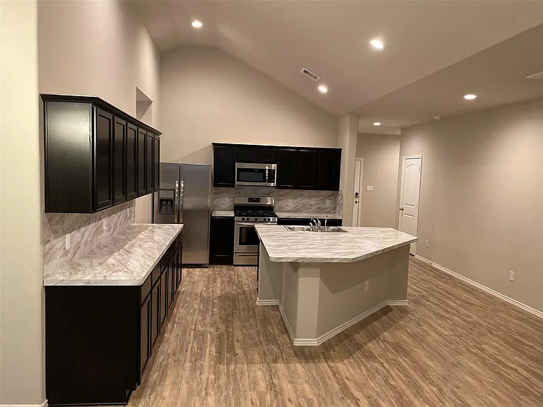 6130 Purple Iris St — Photo 9
