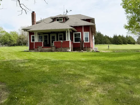 1362 Juniper Ave, Corning, IA 50841