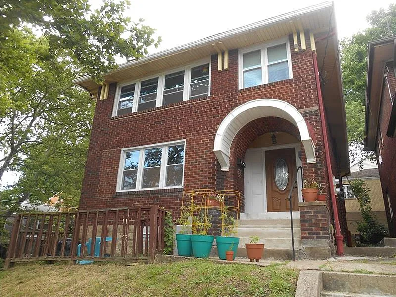 2301 Tilbury Ave photo 1