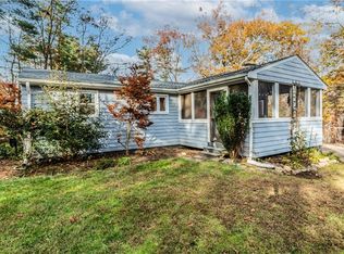 321 Scott Rd, Cumberland, RI 02864