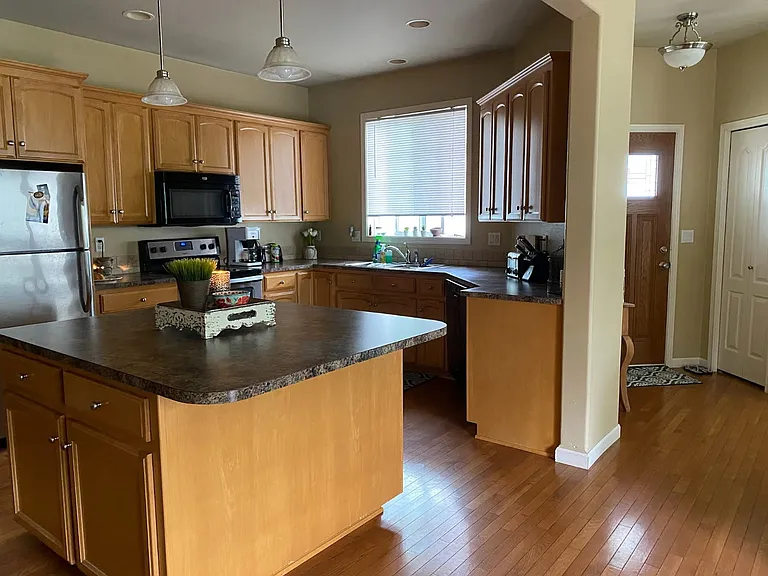 2120 Bender Park Blvd #B — Photo 7