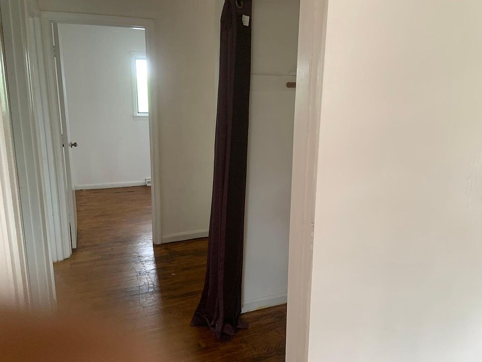 1st image of 3867 Fairfax St