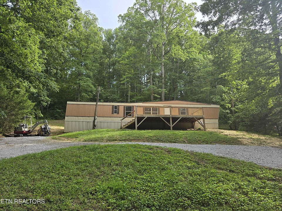 1st image of 743 Fairgarden Cir