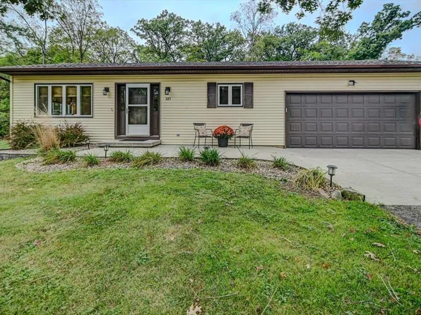 321 County Road Mm, Brooklyn, WI 53521