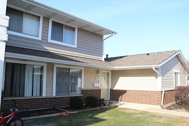 1st image of 1377 Fremont Dr #0