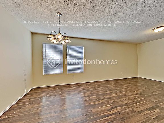 4th image of 2524 Shady Grove Ln
