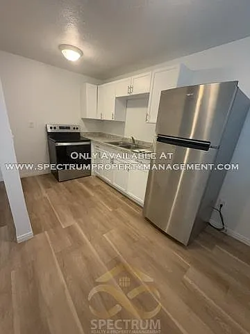1825 S McClelland St #2 — Photo 2