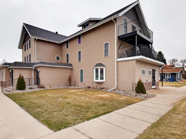 202 3rd Ave SE, Barnesville, MN 56514