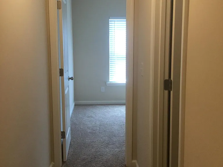 120 Greenfield Dr — Photo 31