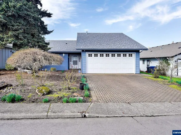1661 Almond Ln NW, Salem, OR 97304