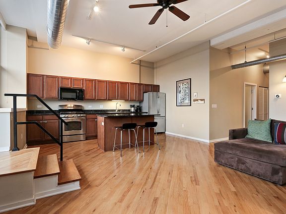 5th image of 2015 Grand Ave Unit 421