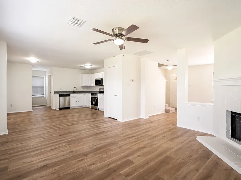 1626 White Oak Rd — Photo 8