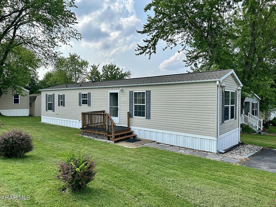 1st image of 105 Park Ln
