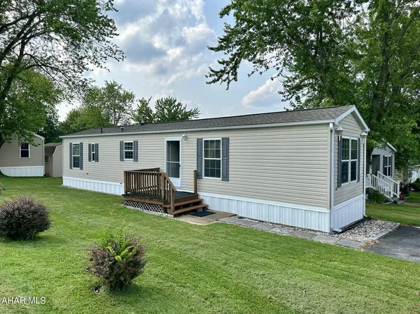 105 Park Ln, Bedford, PA 15522