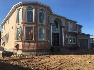 1130 Midway Ct, Franklin Square, NY, 11010