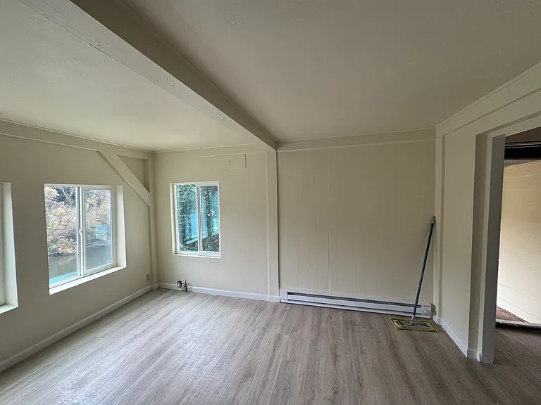 14615 River Rd #B — Photo 14