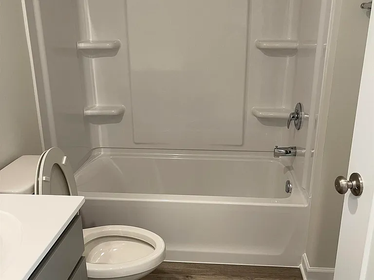747 Hardman Dr — Photo 34