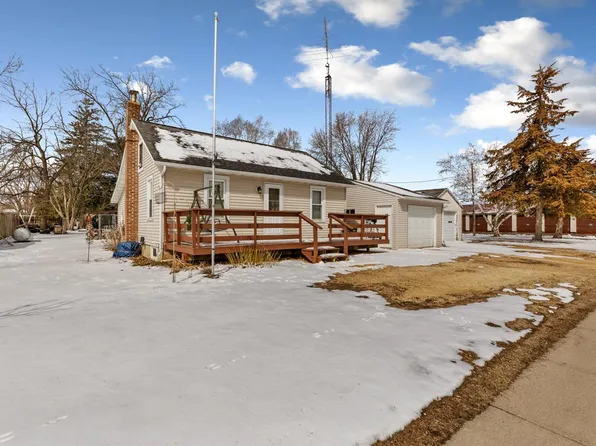210 S Dodge St, Kellogg, MN 55945