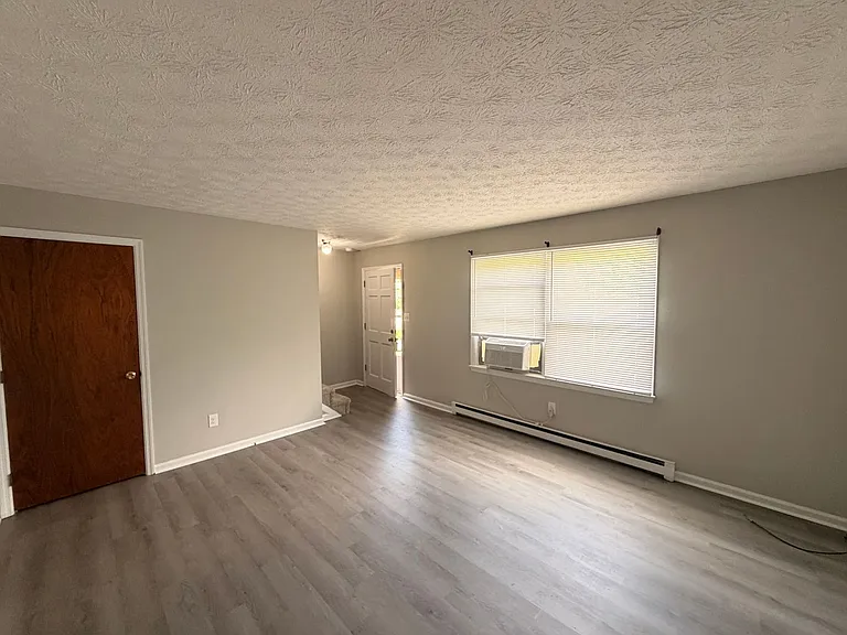 314 Walters Ln — Photo 18