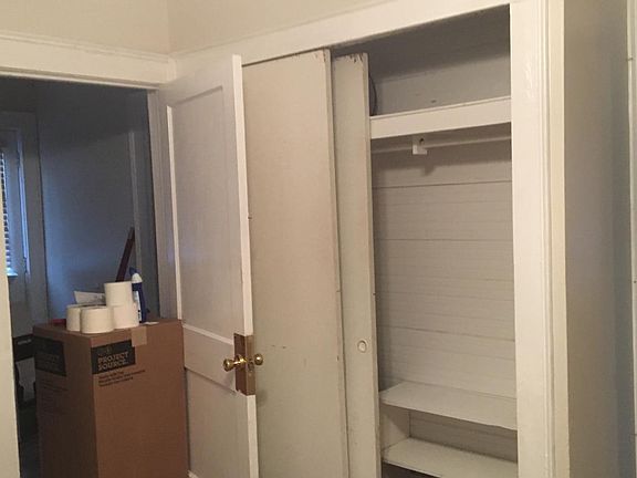 3rd image of 1261 E I St