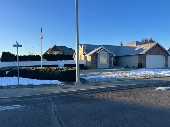 8500 Midvale Rd, Yakima, WA 98908