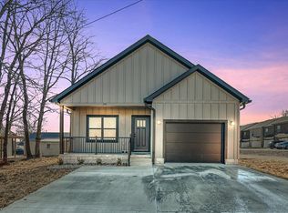 346 W 4th St, Cookeville, TN 38501