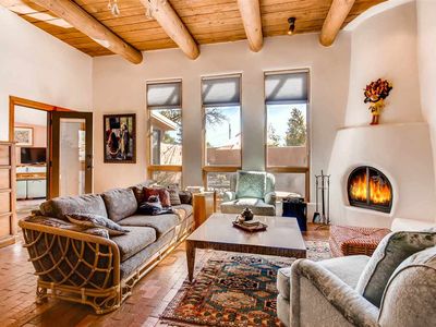 1833 Arroyo Chamiso Rd, Santa Fe, NM, 87505
