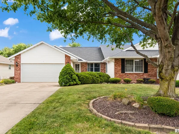 3216 Red Oak Ln, Springfield, IL 62712