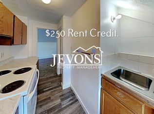 210 N 6th Ave #B, Yakima, WA