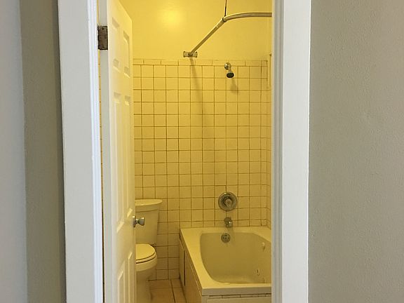 3rd image of 505 E Broadway APT 14