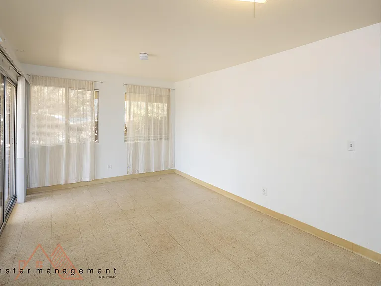 94-525 Awamoi St #B — Photo 3
