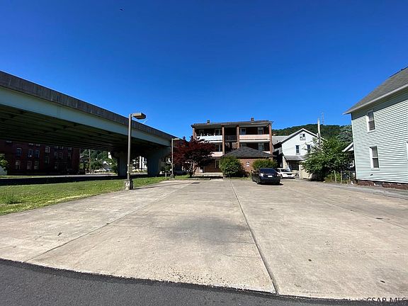 5th image of 517 Somerset St #519