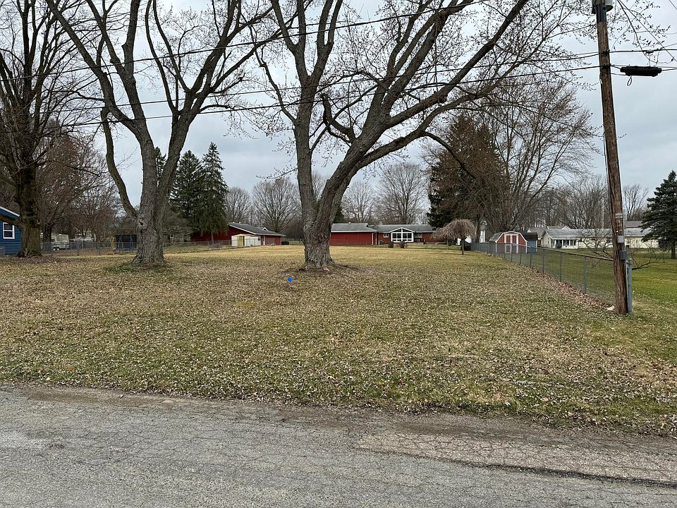 1st image of 15982 Brookside Dr
