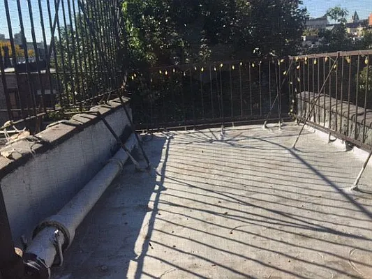 Rented by Perry Associates NYC Inc | media 19