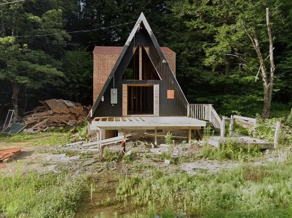 4351 Vermont Route 11 W, Chester, VT 05143