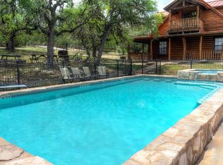 306 Walter White Rd, Leakey, TX 78873