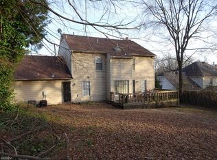 33 S Walnut Bend Rd, Cordova, TN 38018