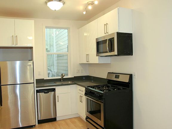 5th image of 1123 Kearny St #C