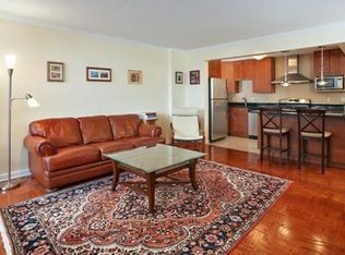 2 Hawthorne Pl APT 14F, Boston, MA 02114