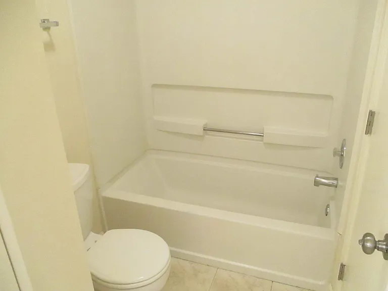 203 Teak Ln — Photo 18