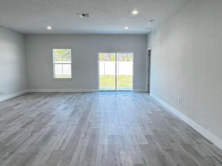 4513 SW 170th Street Rd — Photo 16
