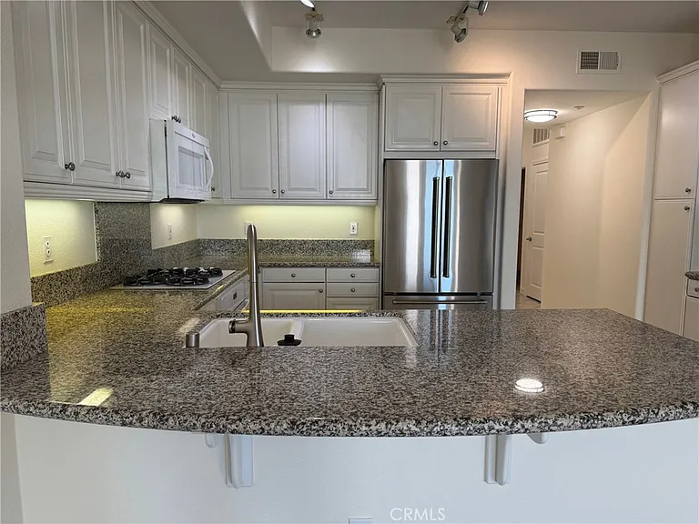 1400 E Ocean Blvd #1203 — Photo 8