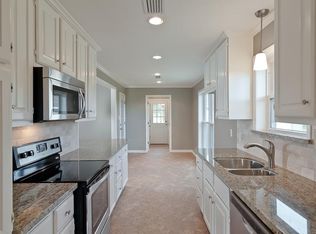 5703 Rancho Dr, Needville, TX 77461