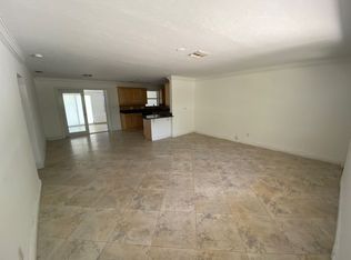 804 NE 2nd St, Hallandale, FL 33009