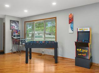 242 Banbury Ave #ID1285050P, Elk Grove Village, IL 60007