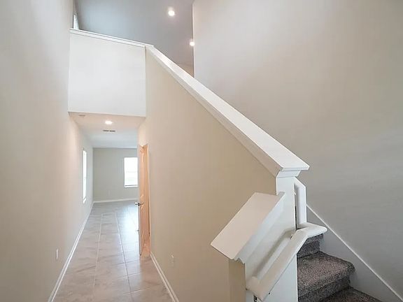 4th image of 2908 Atlas Cedar Dr