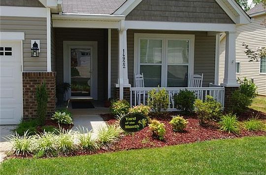 2nd image of 14922 Brotherly Ln