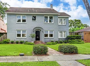 2208 Robinhood St, Houston, TX 77005